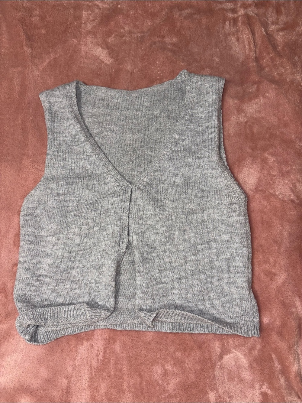 Heather Gray Knit V-Neck Sleeveless Sweater Vest